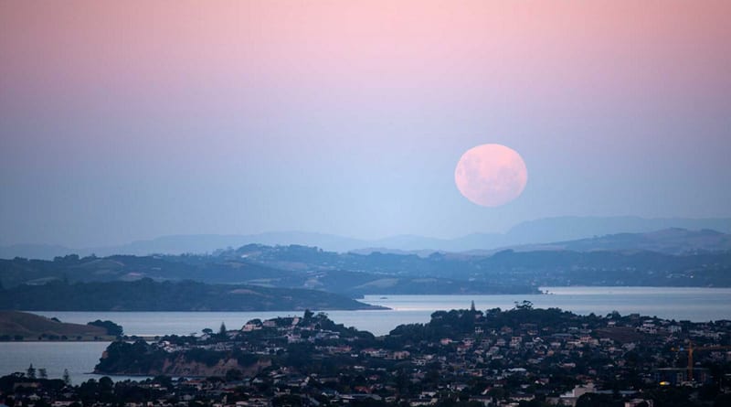 Behold Super Pink Moon, the biggest and brightest full Moon of 2020