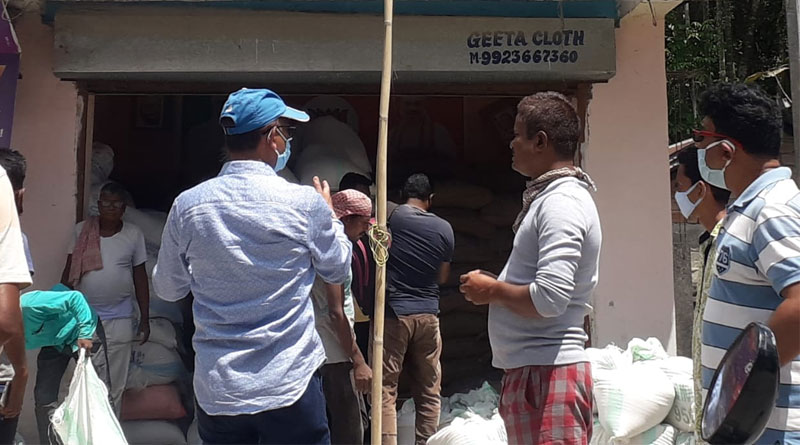 জলপাইগুড়ির বিজেপি কার্যালয়ে মজুত বস্তা বস্তা চাল! পুলিশি তদন্তের দাবিতে সরব তৃণমূল