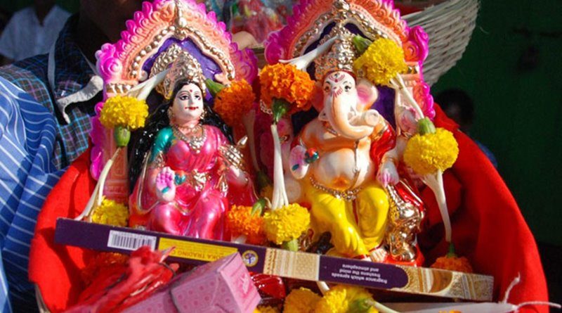 পয়লা বৈশাখে তৈরি হবে না লক্ষ্মী-গণেশ, আর্থিক সংকট কাটাতে মুখ্যমন্ত্রীর দ্বারস্থ মৃৎশিল্পীরা