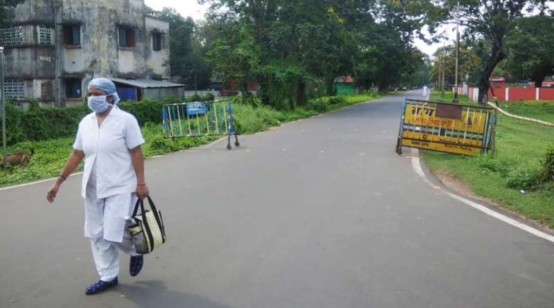 RPF জওয়ানের চিকিৎসার জেরে হাসপাতালের সামনে ব্যারিকেড, পুলিশের ভূমিকায় বিরক্ত রেল