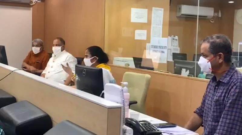 দাপট বাড়াচ্ছে আমফান, নবান্নের কন্ট্রোল রুমে বসে নজর রাখছেন মমতা