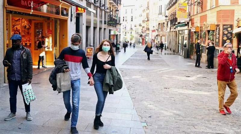 People in Spain allowed to go outside with mask in public transport from Monday