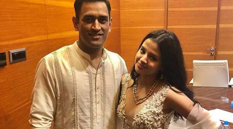 সোশ্যাল মিডিয়ায় ফের ধোনির অবসর নিয়ে জল্পনা! মেজাজ হারিয়ে বেফাঁস মন্তব্য সাক্ষীর