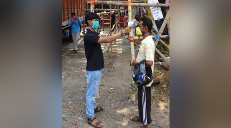 থার্মাল স্ক্রিনিংয়ে অসুস্থ প্রমাণিত হলে মিলবে না মদ, করোনা ঠেকাতে বেনজির উদ্যোগ ওয়াইন শপের