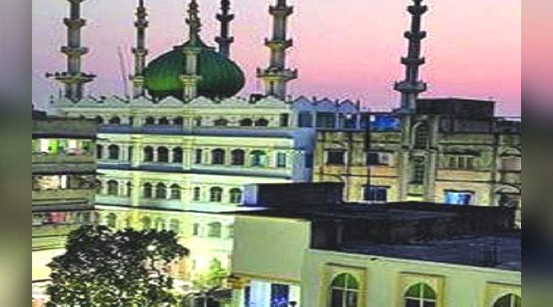 Imam of Kolkata mosque offers to set up quarantine certre