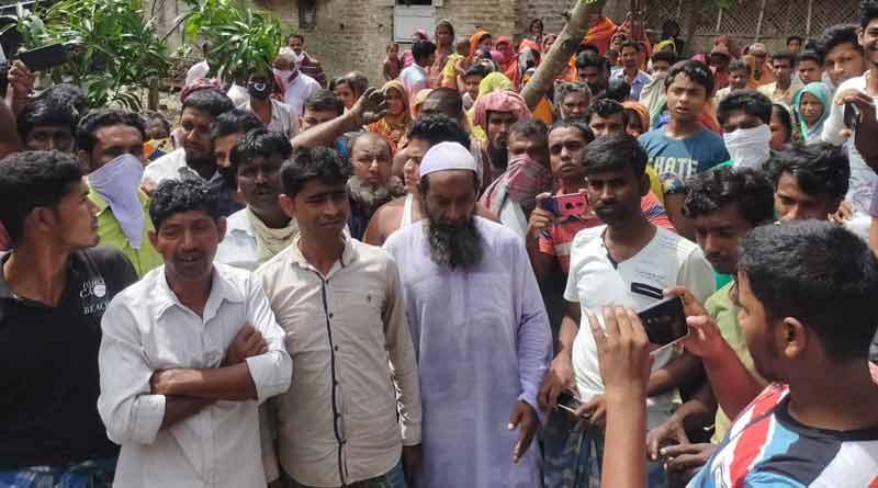 প্রভাবশালীরাই পাচ্ছেন টাকা! পঞ্চায়েত সদস্যর আমফানের ত্রাণ ‘দুর্নীতি’তে ক্ষোভে ফুঁসছে ভাঙড়