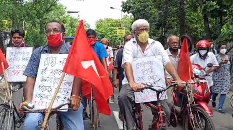 হু হু করে বাড়ছে পেট্রল ও ডিজেলের দাম, প্রতিবাদে যাদবপুরে সাইকেল মিছিল সুজনের