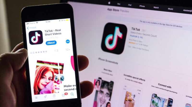 US looking at banning Chinese social media apps, including TikTok