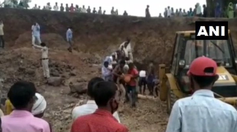 Five people died and three were seriously injured in Madhya Pradesh.