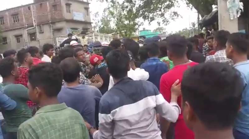 আমফানের ত্রাণ ‘দুর্নীতি’র প্রতিবাদ ঘিরে পুলিশ-জনতা খণ্ডযুদ্ধ, রণক্ষেত্র পটাশপুর