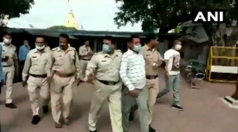 Bengali news: Vikas Dubey case: SIT report points to police-gangster nexus | Sangbad Pratidin