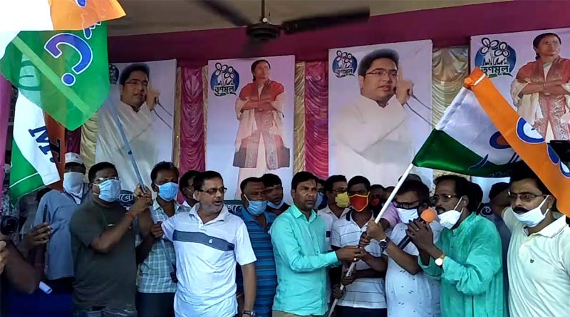 বারুইপুরে বিজেপির শক্তিক্ষয়, তৃণমূলে যোগ দিলেন চারশোর বেশি কর্মী