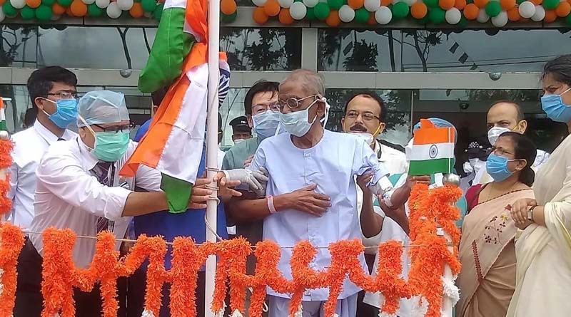94 year old Father of Don Bosco defeats COVID-19, hoisted Tricolour at hospital