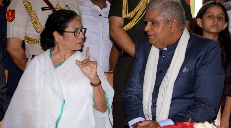 ‘ম্যায় ভি হুঁ না’, রাজ্যের উন্নয়নে মুখ্যমন্ত্রীর হাতে হাত মিলিয়ে কাজের আহ্বান রাজ্যপালের