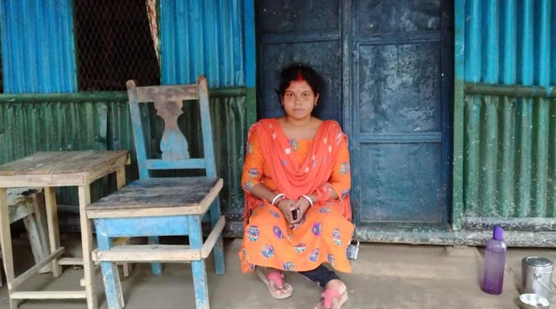 প্রেমিকা অন্তঃসত্ত্বা হতেই বিয়েতে ‘না’, স্ত্রীর মর্যাদার দাবিতে প্রেমিকের বাড়িতে ধরনায় তরুণী