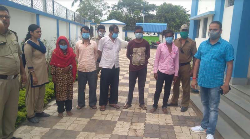 রেলে চাকরির নামে ৪১ লক্ষ টাকা প্রতারণা! পুলিশের জালে মহিলা-সহ চক্রের ৫ জন