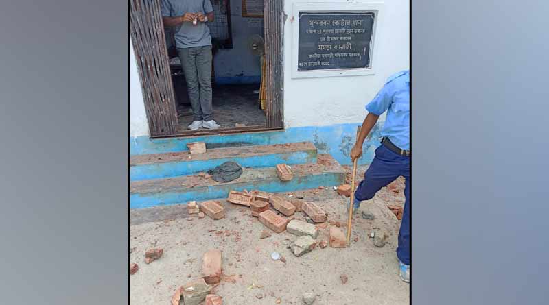 ধৃত কর্মীদের মার! ক্ষোভে সুন্দরবন কোস্টাল থানায় তাণ্ডবের অভিযোগ তৃণমূলের বিরুদ্ধে