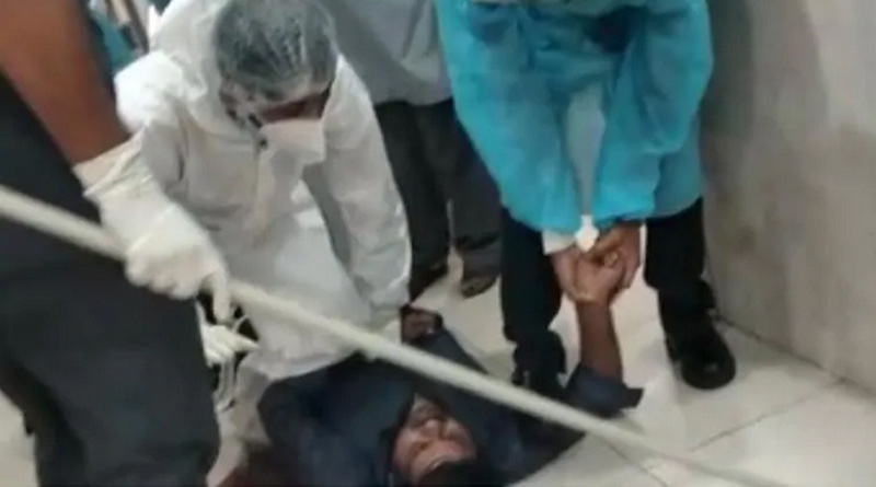 Covid patient thrashed by staff at Rajkot Civil Hospital dies । Sangbad Pratidin