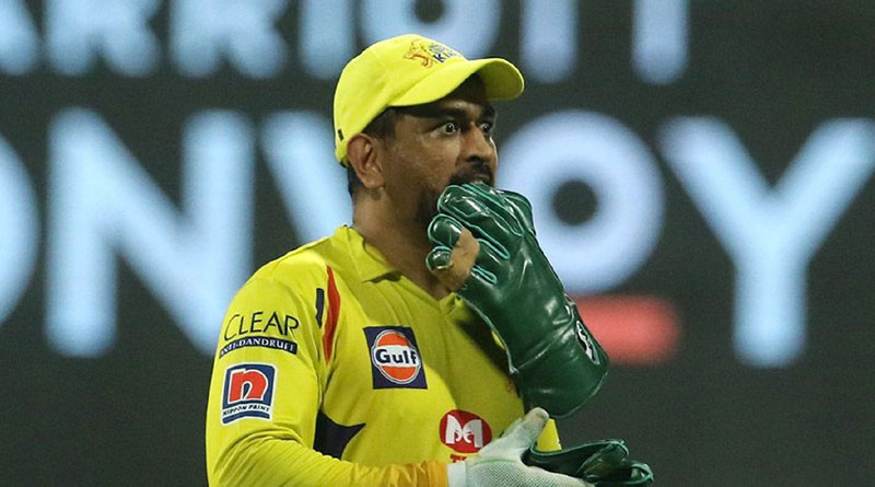 ওপেনার থেকে স্পিনার, সবাইকেই কটাক্ষ! টানা দু’ম্যাচ হেরে ‘অজুহাত’ খুঁজছেন ধোনি