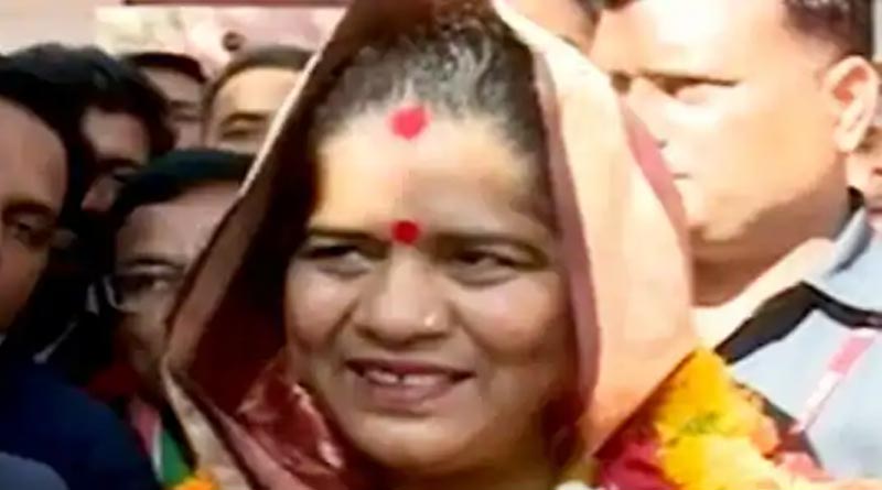 BJP Minister Says Corona virus not come to Her as She Born in Cow Dung