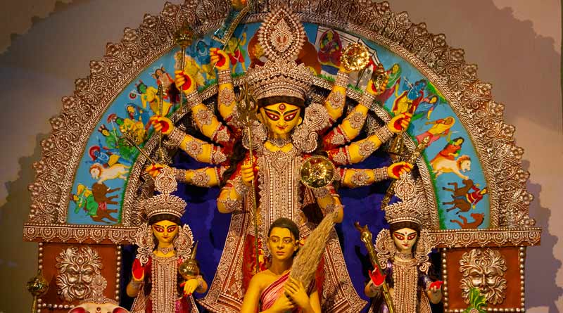 উত্তর কলকাতার পুজো দেখা হয়নি? মহানবমীতে রইল পাঁচ নামজাদা প্যান্ডেলের ছবি
