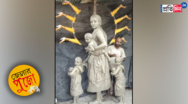 Artist of Krishnannagr made Durga Idol with no arms on her hands| Sangbad Pratidin