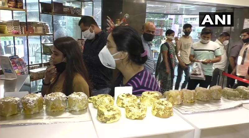 Bengali news: Sweet shop in Surat sells 'Gold Ghari' costing Rs 9000 per kg | Sangbad Pratidin