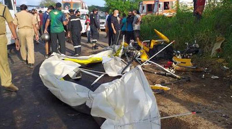 2 Navy officers killed after glider crashes in Kochi | Sangbad Pratidin