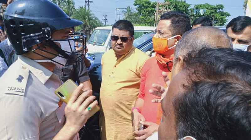 ‘এবার গোটা হাওড়া জ্বলবে’, বাগনানে ঢুকতে বাধা পেয়ে চরম হুঁশিয়ারি সৌমিত্র খাঁর