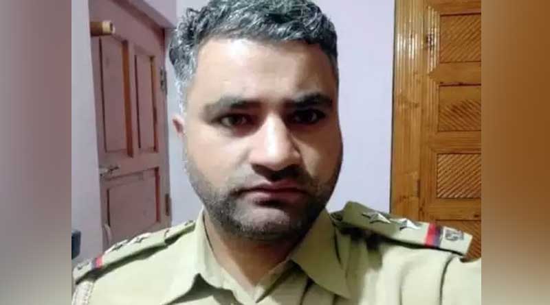 কাশ্মীরে ফের জঙ্গি হামলা, এলোপাথারি গুলিতে ঝাঁজরা পুলিশ ইন্সপেক্টর