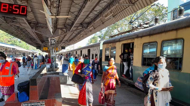 Bengali news: Indian Railway wishes to normalise local train service in Bengal from starting of December | Sangbad Pratidin