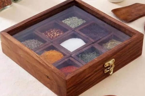 Wooden spice box