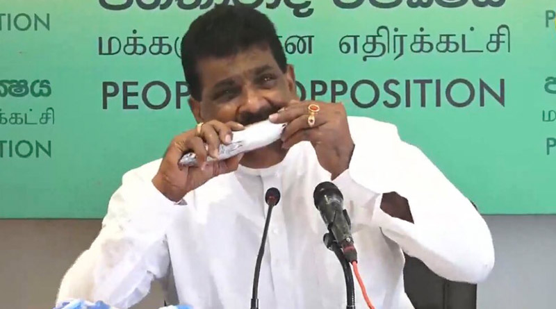Watch: Former Sri Lankan minister ate raw fish to boost seafood sales | Sangbad Pratidin
