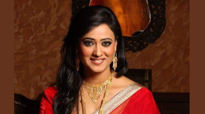 Bangla News of Shweta Tiwari: Here what actress has to say after Ex-Employee accuses her for Non-Payment of Salary | Sangbad Pratidin