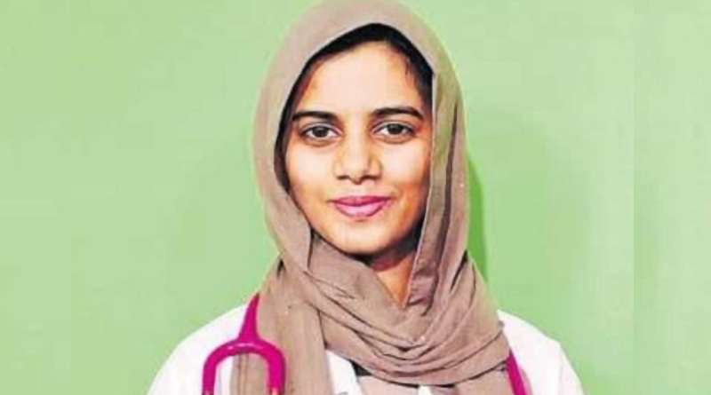 This young Indian doctor charges Rs10 to treat patients | Sangbad Pratidin