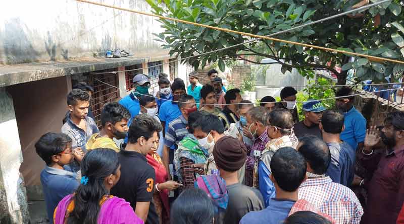 প্রাক্তন স্বামীকে পুড়িয়ে খুনের অভিযোগ, তরুণীর বাড়িতে ব্যাপক ভাঙচুর উত্তেজিত জনতার
