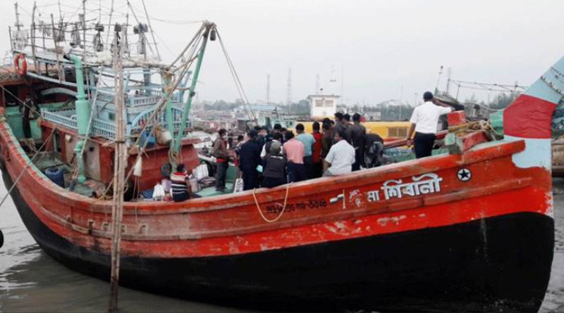17 Indian fishermen detained for illegal intrusion into Bangladesh