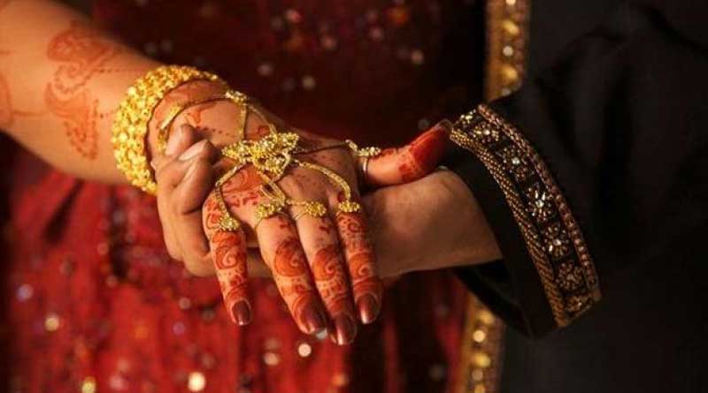 গুজবের জের! ‘লাভ জেহাদ’ সন্দেহে মুসলিম পাত্রপাত্রীকেই লকআপে ভরল উত্তরপ্রদেশের পুলিশ