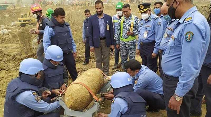 ‌ঢাকা বিমানবন্দরে নির্মাণকার্যের সময় উদ্ধার হল ২৫০ কেজি ওজনের বোমা