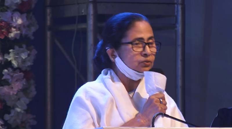 Mamata Bannerjee asks why 25 December is not declared as holiday in pan India | Sangbad Pratidin