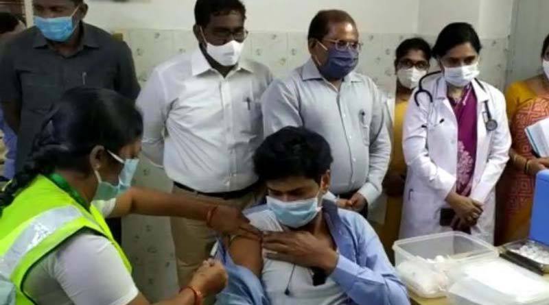 Corona vaccination in India: 2 dead after receiving jab, 5 others develop adverse symptoms | Sangbad Pratidin