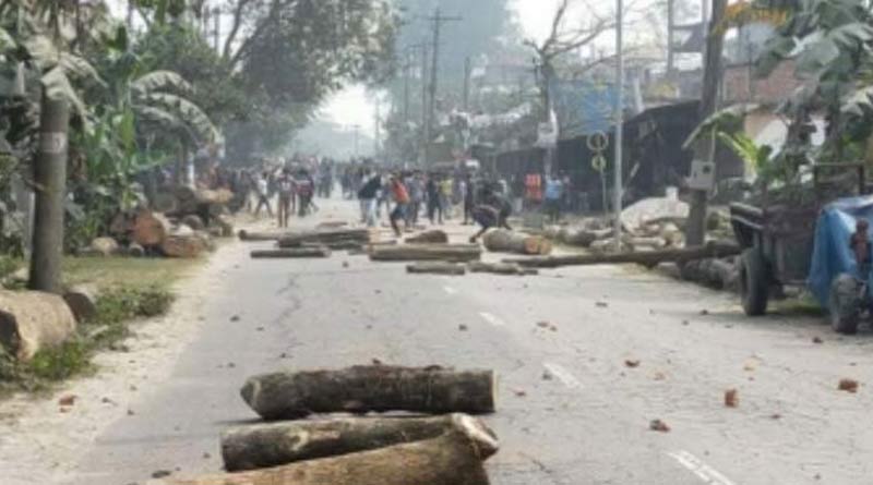 বাড়তি নিরাপত্তা সত্ত্বেও এড়ানো গেল না হিংসা, বাংলাদেশে তৃতীয় দফা পুরভোটে গুলি, জখম বহু