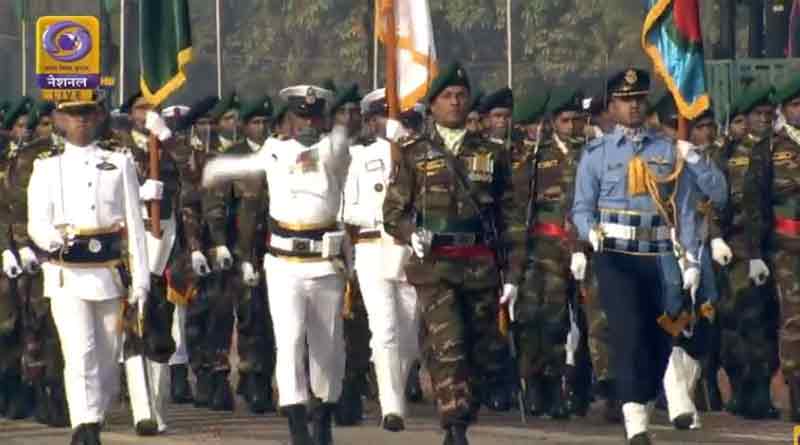 সাধারণতন্ত্র দিবসে রাজপথে কুচকাওয়াজ বাংলাদেশের সেনাদলের