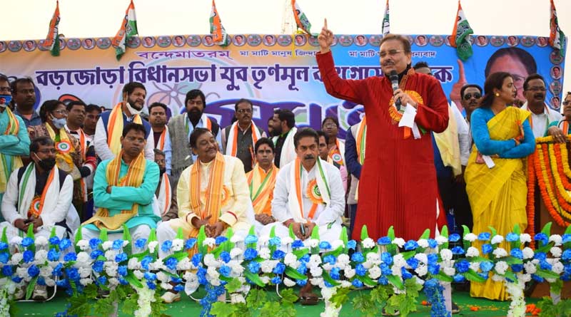 ‘ভুল হয়ে থাকলে প্রত্যেকের বাড়ি গিয়ে পা ধরে ক্ষমা চাইব’, বাঁকুড়ার সভায় বিনয়ী মদন মিত্র
