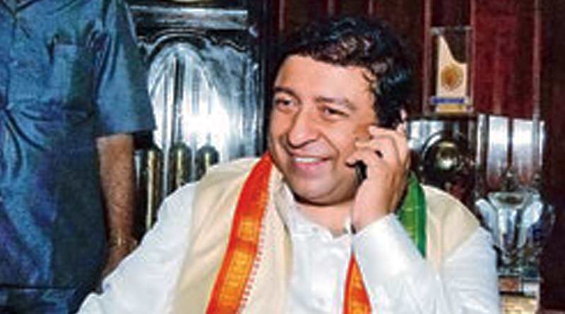 Trinamool leader Rathin Chakraborty expressed anger against the party | Sangbad Pratidin