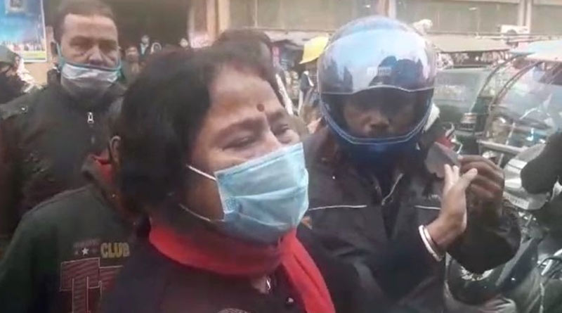 বৈঠকে মেলেনি আমন্ত্রণ, আচমকা উপস্থিত হয়ে অভিমানে কান্নায় ভেঙে পড়লেন তৃণমূল নেত্রী