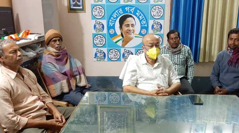 বাড়ি গিয়ে শষ্য সংগ্রহ করেছিলেন নাড্ডা, ২৪ ঘণ্টা না পেরতেই তৃণমূল কার্যালয়ে ৫ কৃষক
