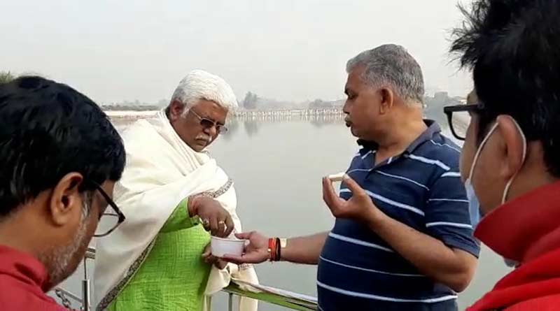 দিলীপ ঘোষের সঙ্গে সাক্ষাৎ শুভেন্দু ঘনিষ্ঠ তৃণমূল কাউন্সিলরের, তুঙ্গে দলবদলের জল্পনা