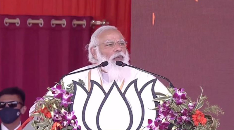 ‘তোষণের জন্য দুর্গাপুজোয় বাধা দেওয়া হয়’, হুগলির সভা থেকে পুরনো অস্ত্রে শান মোদির