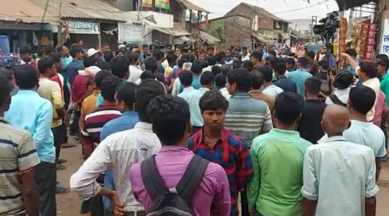 বিরুলিয়ায় সকাল থেকেই প্রবল উত্তেজনা, তৃণমূল-বিজেপি হাতাহাতি, ধস্তাধস্তিতে জড়াল পুলিশ